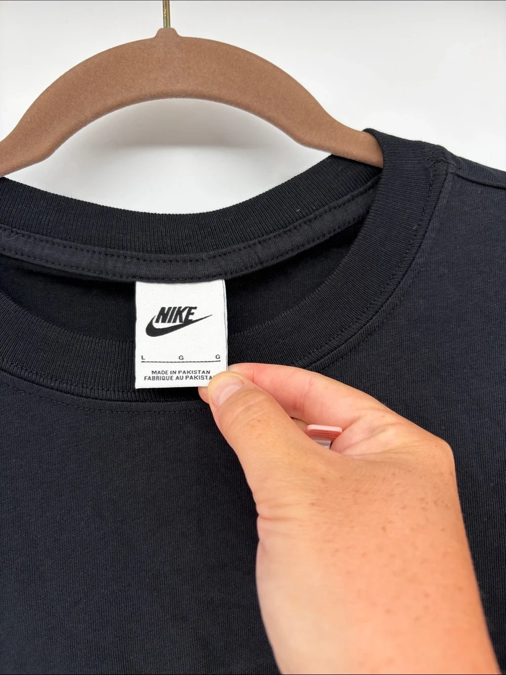 Nike Heritage Black Cropped Cotton Oversized Boxy Tee with Tan Pocket Accents L